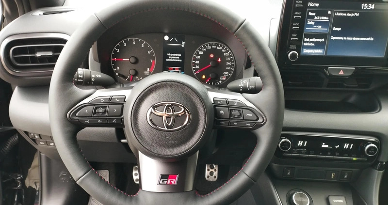 Toyota Yaris cena 194699 przebieg: 4, rok produkcji 2023 z Annopol małe 277